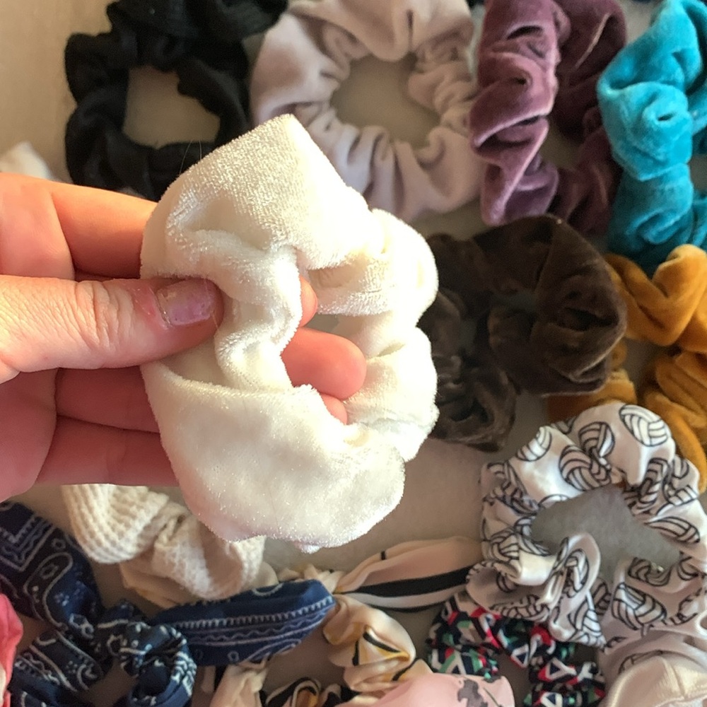 Scrunchie Pack From Amazon - Picture 5 of 10